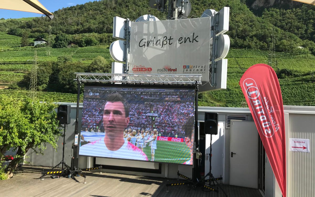 noleggio maxischermo partite calcio